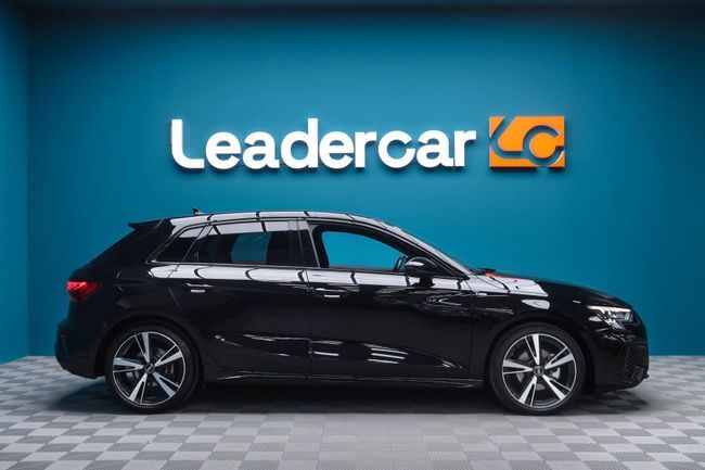 Foto del AUDI A3 Sportback 35 TFSI Black line S tronic