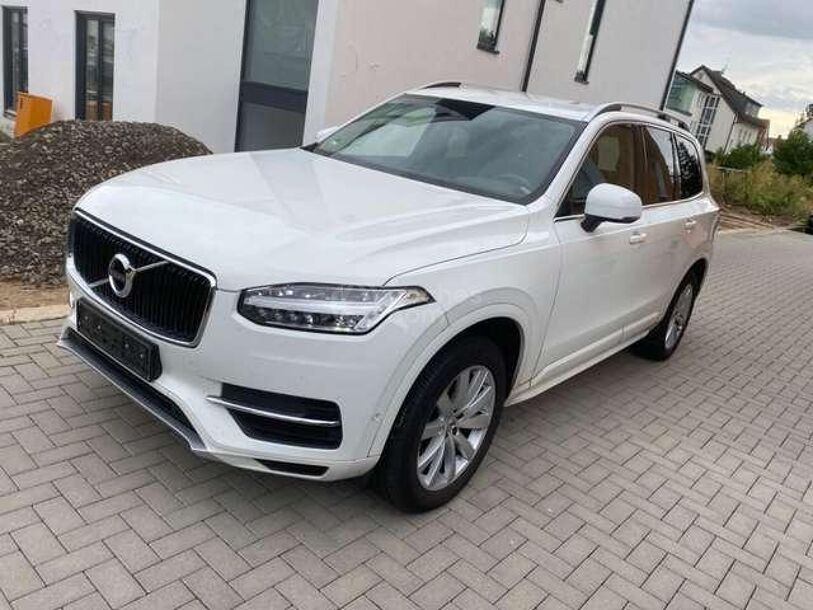 Foto del VOLVO XC90 B5 Momentum 5pl. AWD Aut.