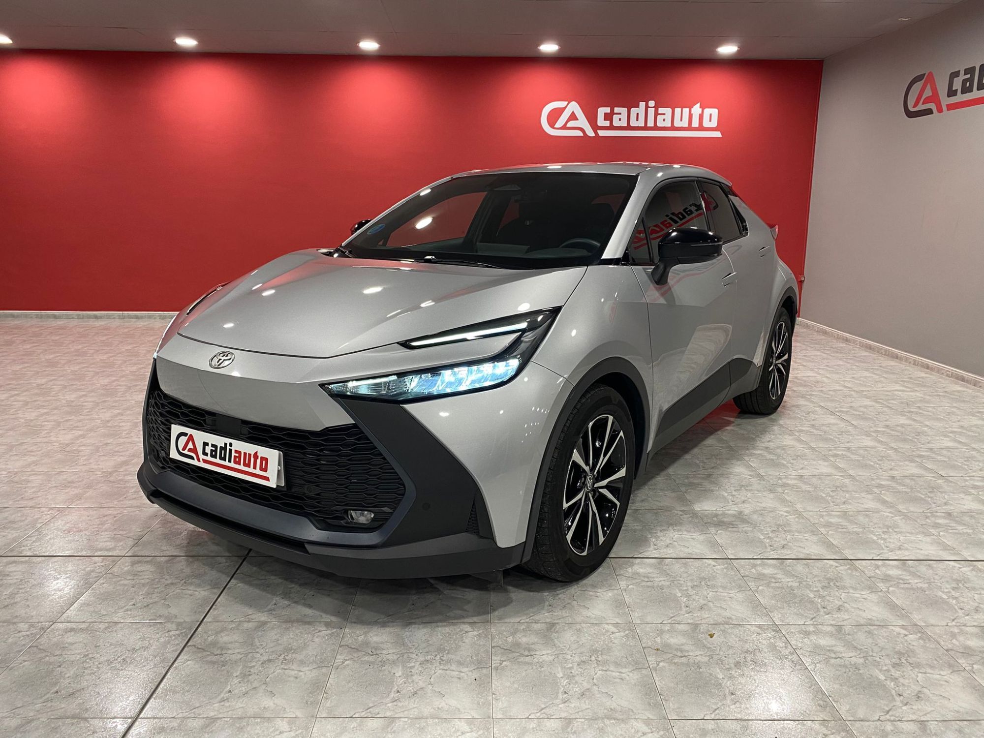 TOYOTA C-HR (140H Advance) en Barcelona