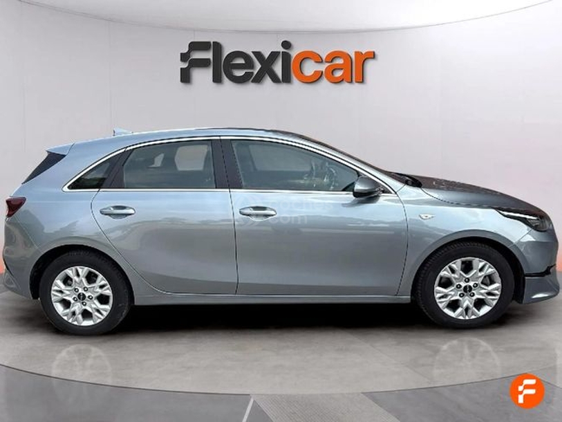 Foto del KIA Ceed 1.0 MHEV Drive DCT 120