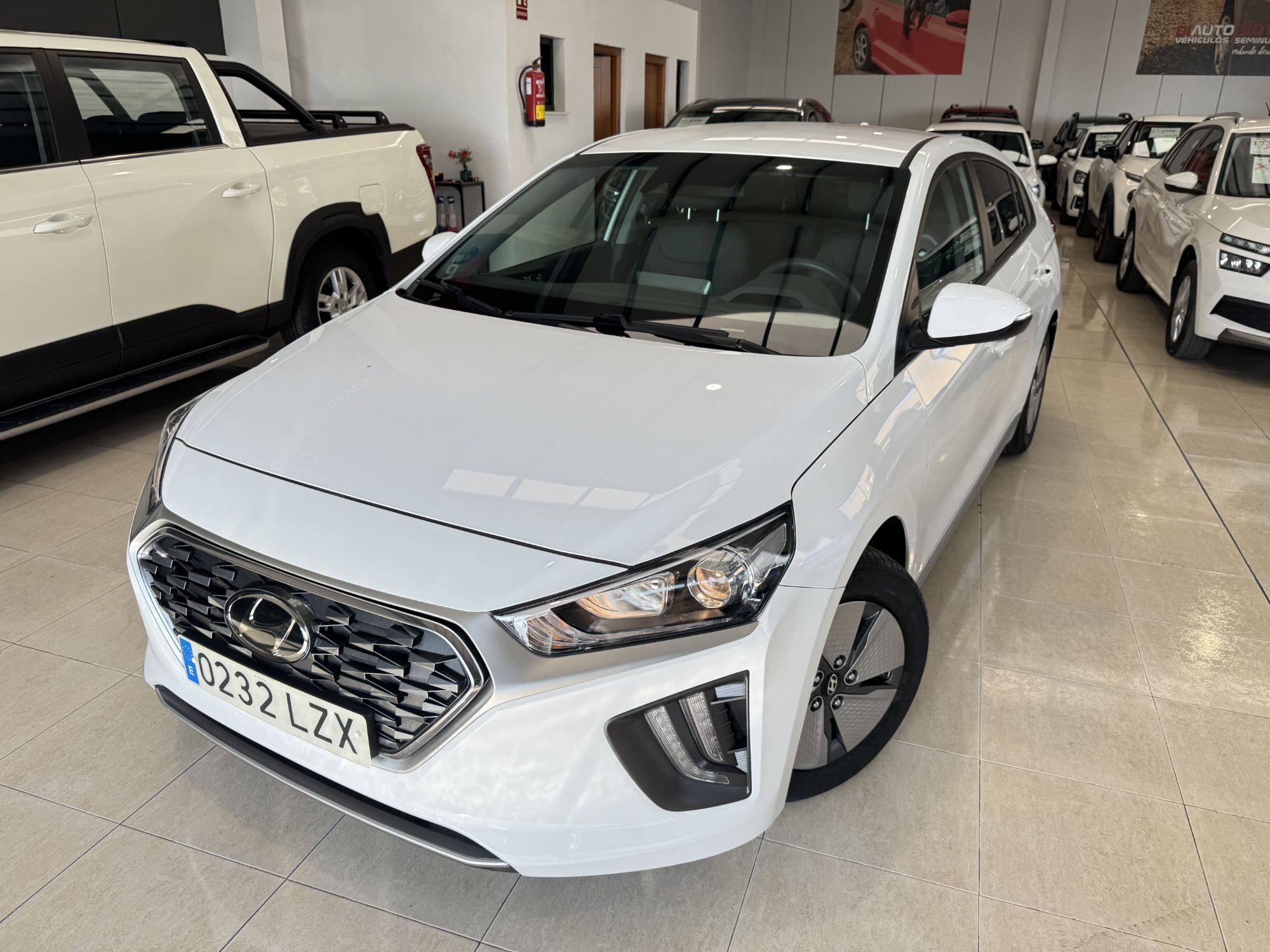 HYUNDAI Ioniq (HEV 1.6 GDI Klass) en Málaga