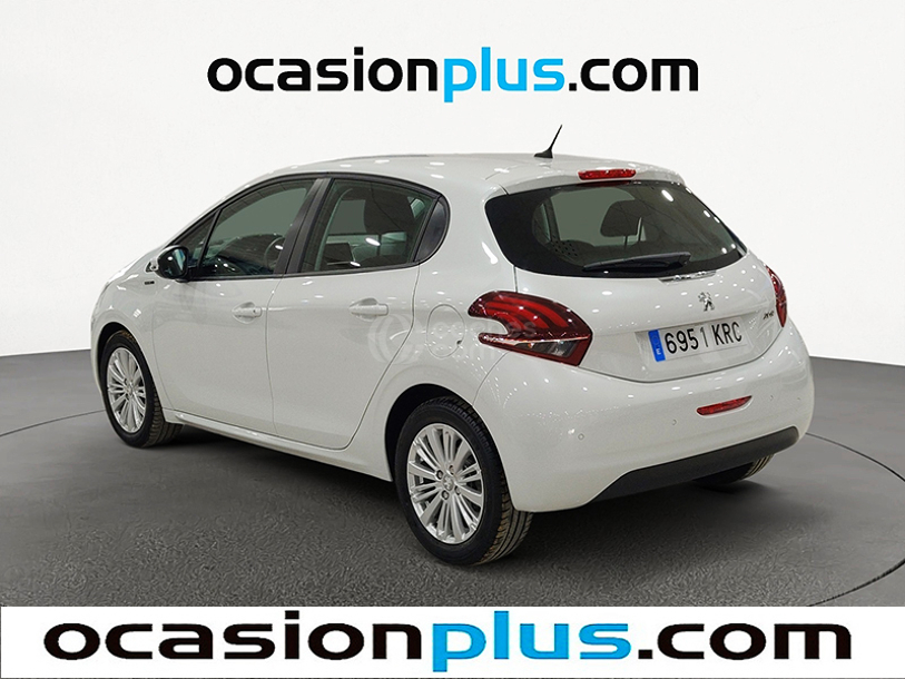 Foto del PEUGEOT 208 1.2 PureTech S&S Signature 110