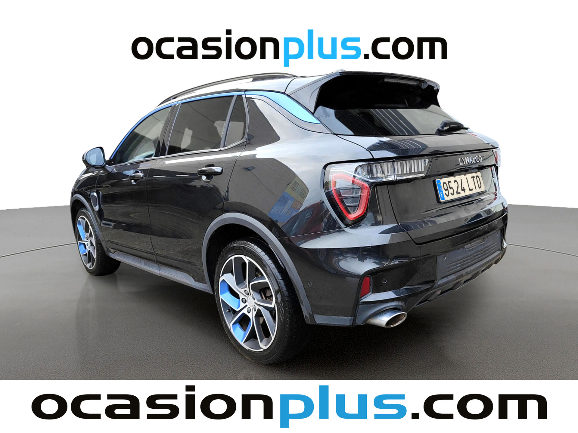 Imagen 3 de LYNK & CO 01