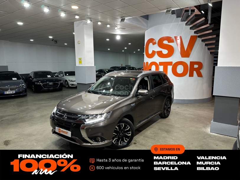 Foto del MITSUBISHI Outlander PHEV Kaiteki 4WD
