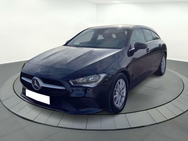 MERCEDES Clase CLA (SB 180) en Madrid