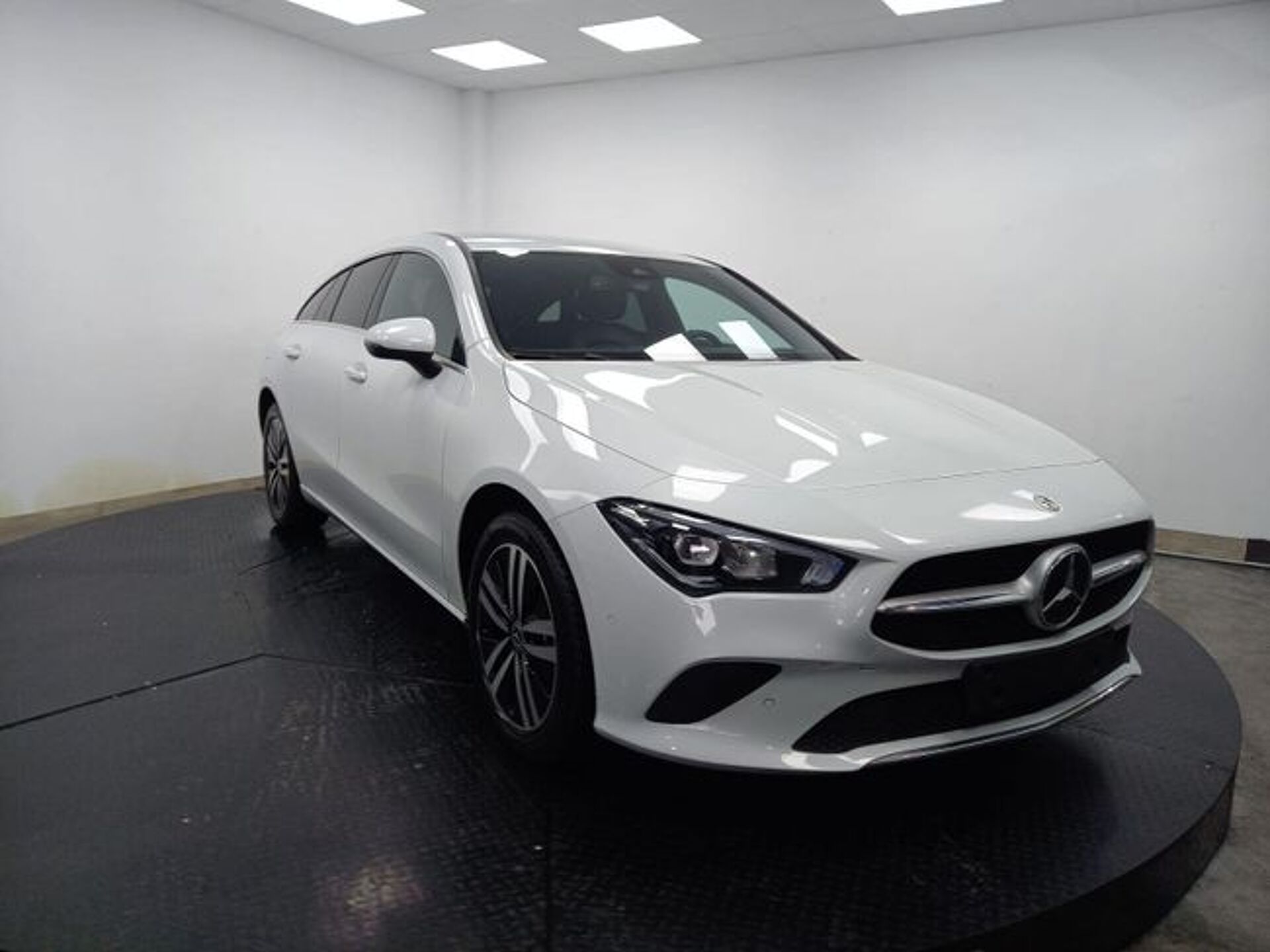 Imagen 2 de MERCEDES Clase CLA