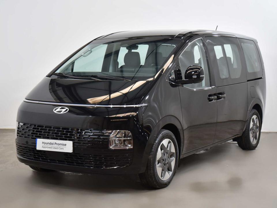 HYUNDAI Staria (HEV 1.6 TGDI Tecno) en Cádiz