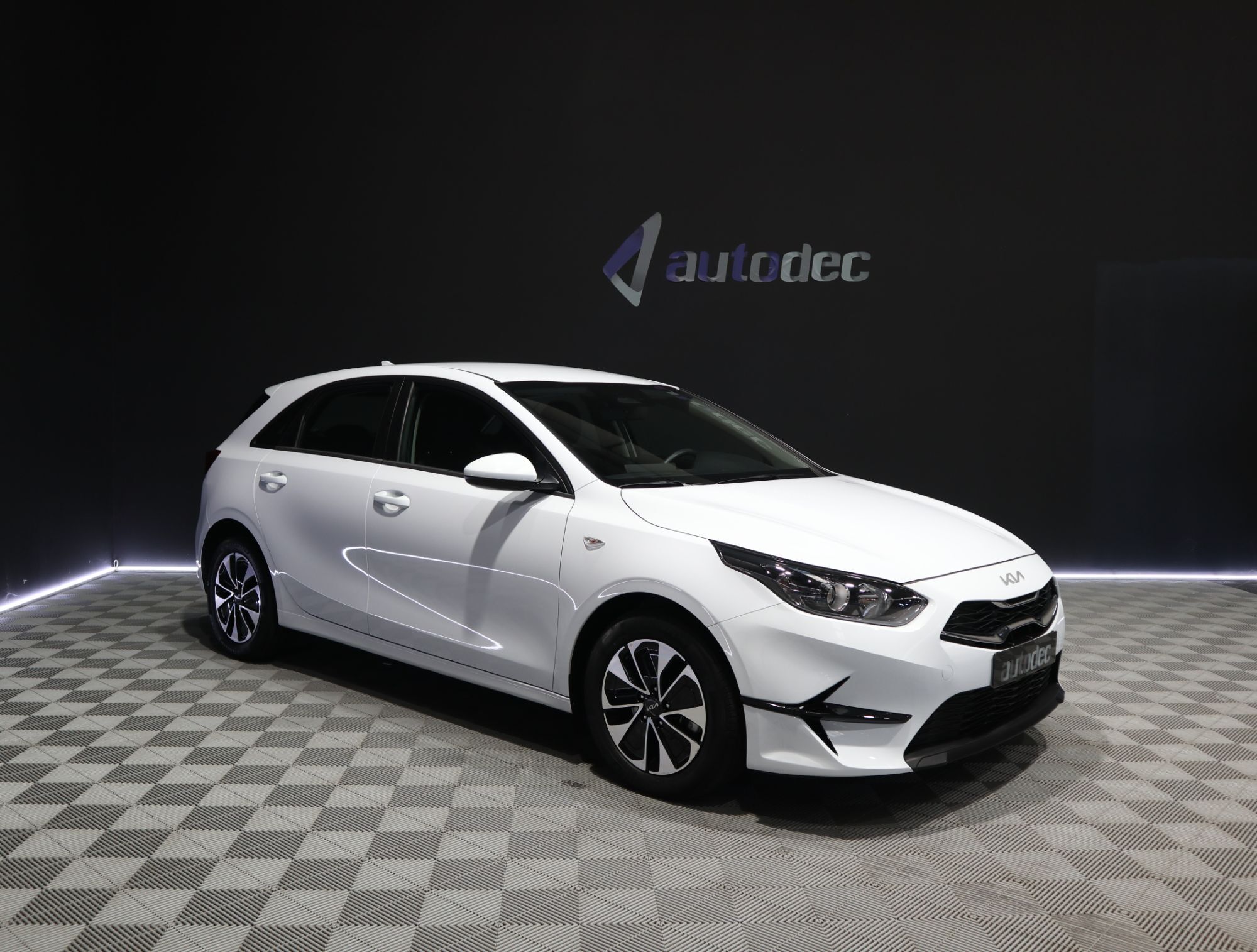 KIA Ceed (1.0 T-GDI Concept 100) en Valencia