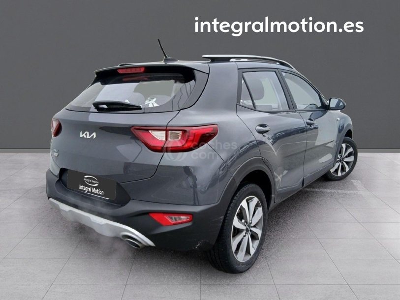 Foto del KIA Stonic 1.0 T-GDi MHEV iMT Concept Plus 100