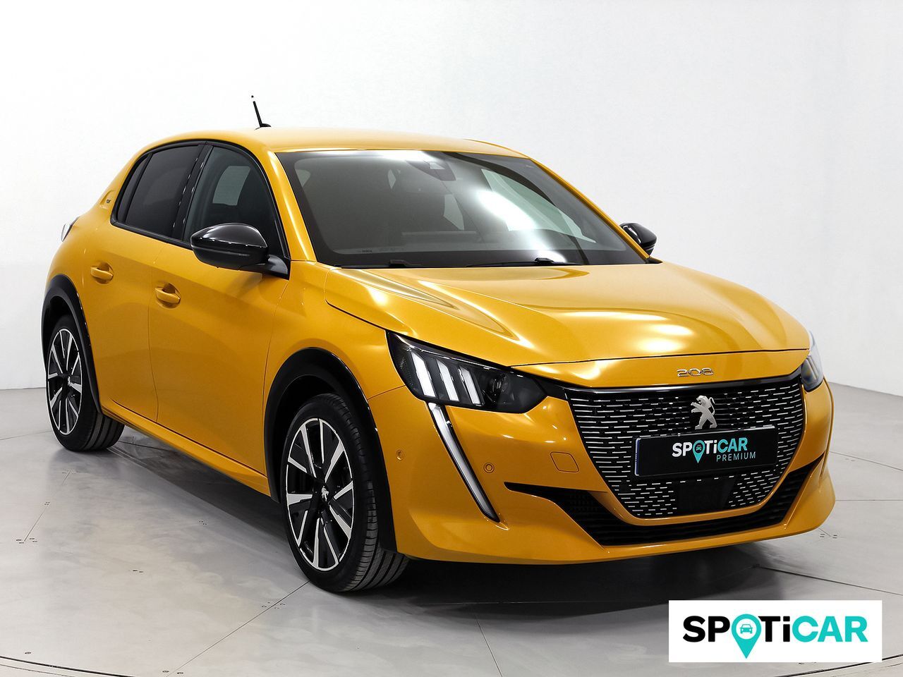 PEUGEOT 208 (PureTech 73kW (100CV) GT) en Barcelona