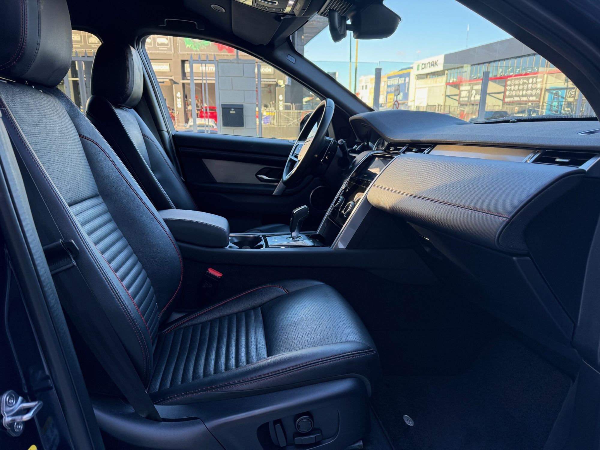 Foto del LAND ROVER Discovery Sport 2.0D TD4 MHEV R-Dynamic S AWD Auto 163