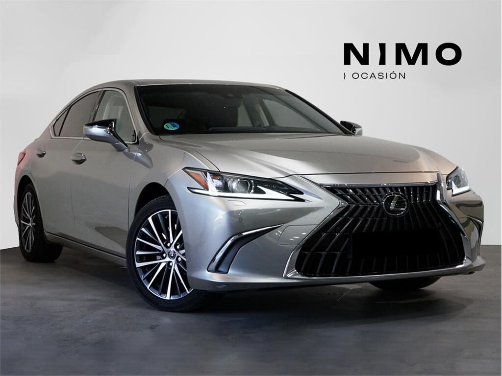 LEXUS ES (2.5 300h Premium) en Sevilla