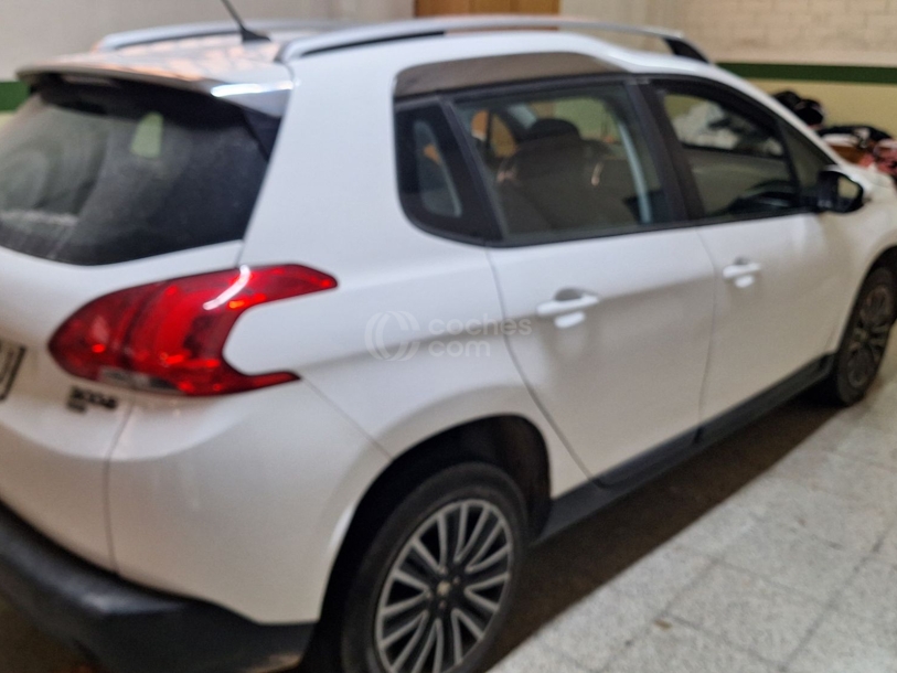 Foto del PEUGEOT 2008 1.6 e-HDI Active