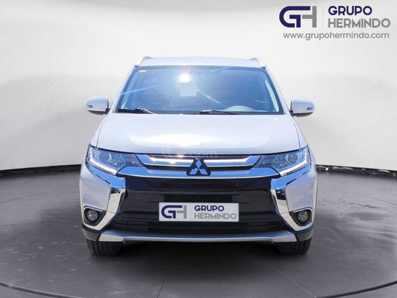 Foto del MITSUBISHI Outlander 200 MPI Motion 2WD 7pl. CVT