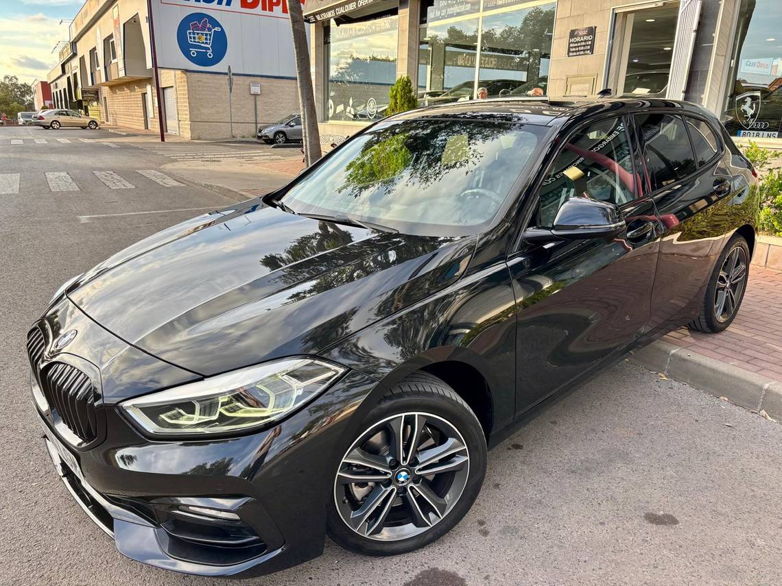 BMW Serie 1 (116d -) en Jaén