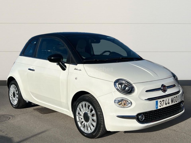 Foto del FIAT 500 C 1.0 Hybrid Red 52kW
