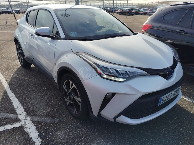 Foto del TOYOTA C-HR 180H Advance