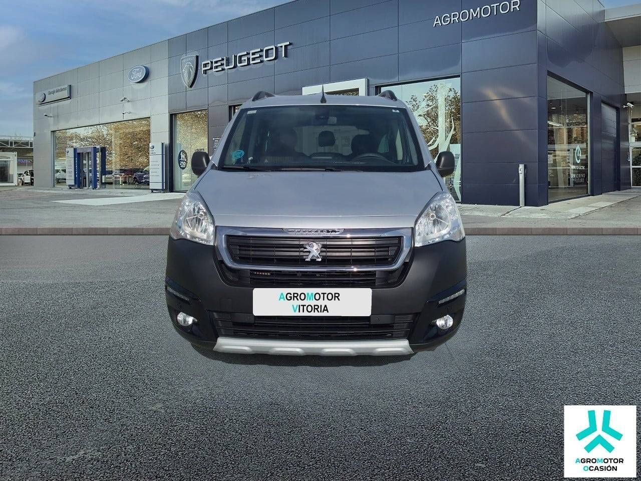 Foto del PEUGEOT Partner Tepee 1.2 PureTech Adventure Ed. 110