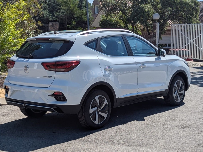 Foto del MG ZS Luxury 51kWh 130kW