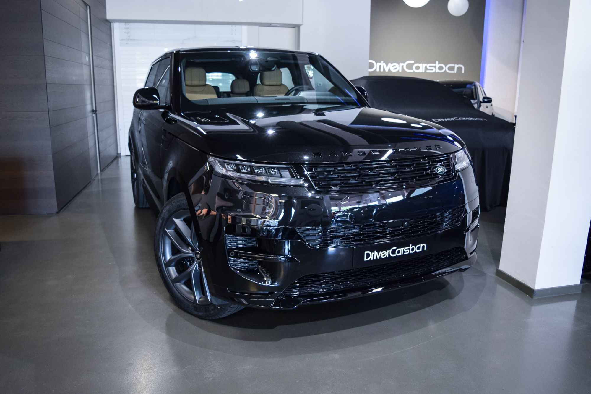 LAND ROVER Range Rover Sport (3.0 i6 PHEV Dynamic SE 460) en Barcelona