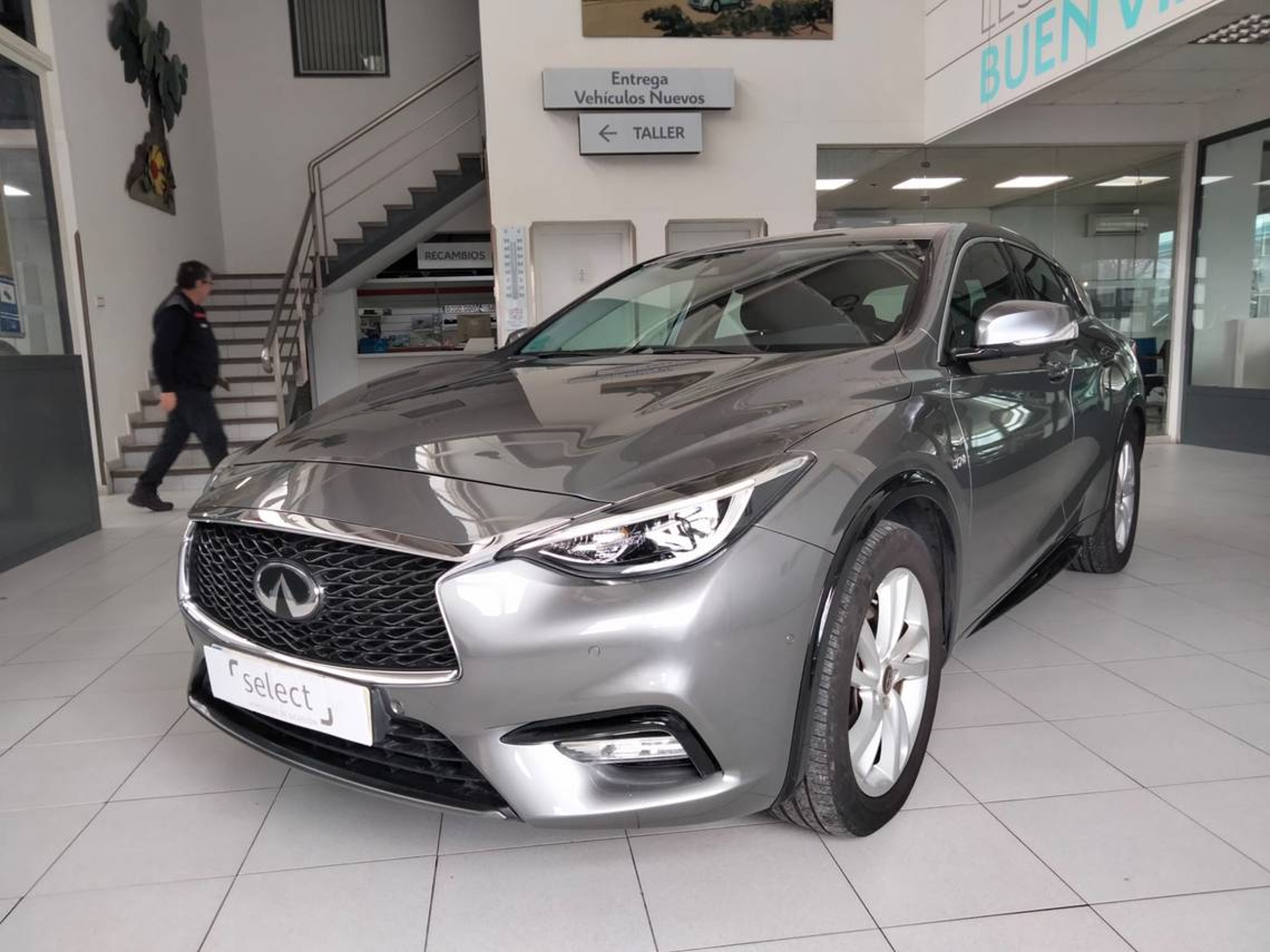 Imagen de INFINITI Q30