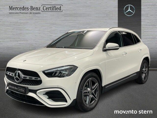 MERCEDES Clase GLA (200 D 110 kW (150 CV)) en Barcelona