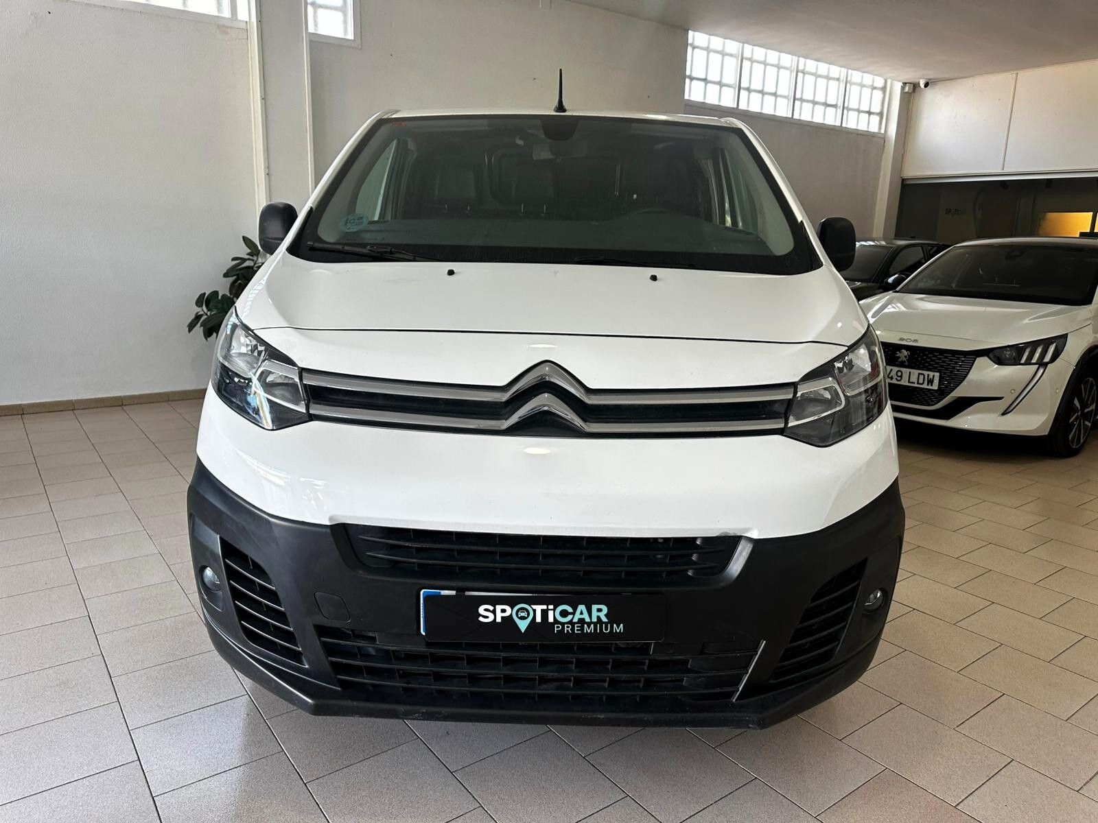 Foto del CITROEN Jumpy Fg. BlueHDI Talla XL S&S Club 150