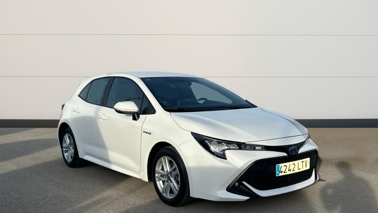 TOYOTA Corolla (1.8 HYBRID ACTIVE TECH E-CVT 122 5P) en Madrid