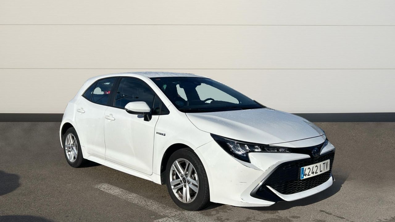 TOYOTA Corolla (1.8 HYBRID ACTIVE TECH E-CVT 122 5P) en Madrid