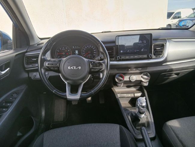 Foto del KIA Stonic 1.0 T-GDi MHEV iMT Concept Plus 100