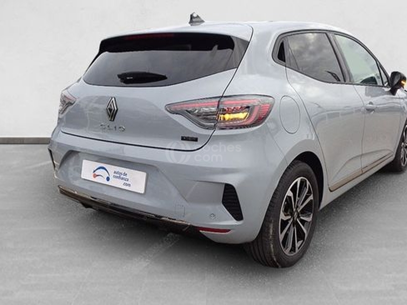 Foto del RENAULT Clio E-TECH Full Hybrid Techno 105kW