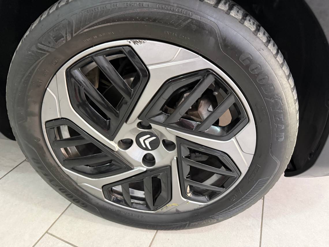 Foto del CITROEN C4 1.2 PureTech Plus S&S EAT8 130