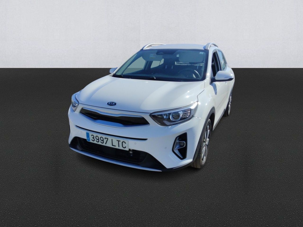 KIA Stonic (1.0 T-GDi MHEV Drive DCT 88 kW (120 CV)) en Madrid