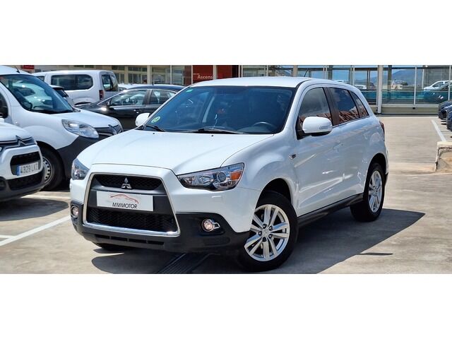 MITSUBISHI ASX (180 DI-D Motion 85 kW (116 CV)) en Barcelona