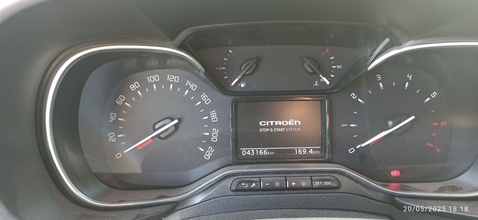 Foto del CITROEN Berlingo PureTech S&S Talla XL Feel 110