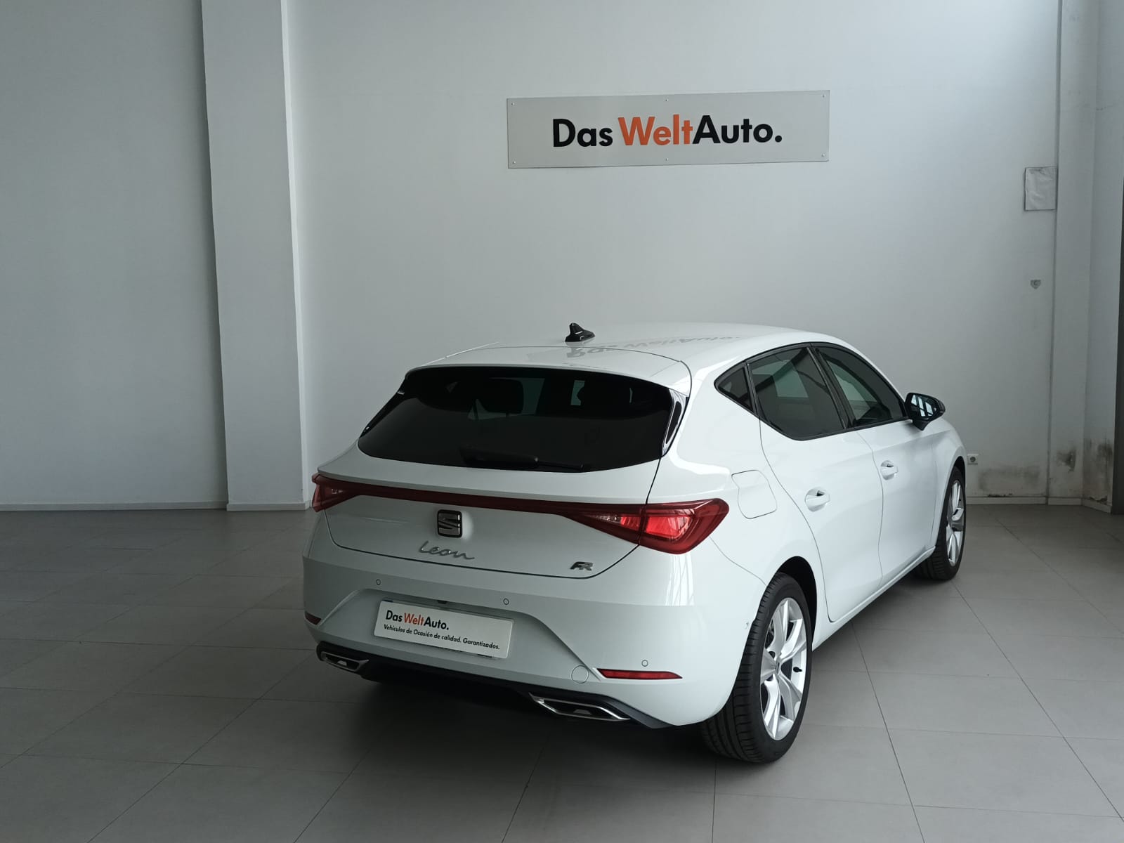 Foto del SEAT León 1.5 TSI S&S FR 25º Aniversario 115