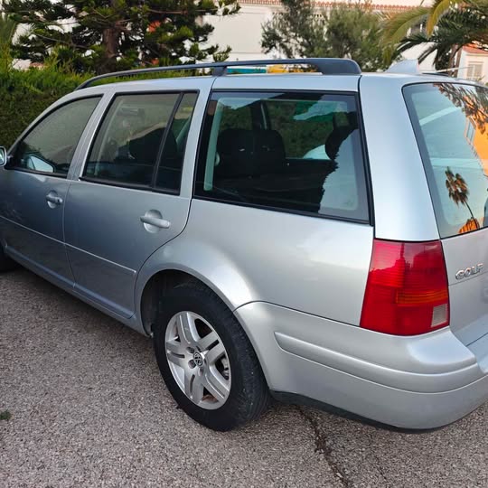 Foto del VOLKSWAGEN Golf Variant 1.6 Conceptline