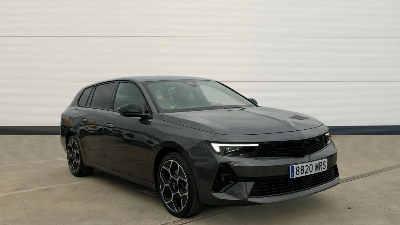 OPEL Astra (1.2T XHT 96KW GS 130 5P) en Madrid