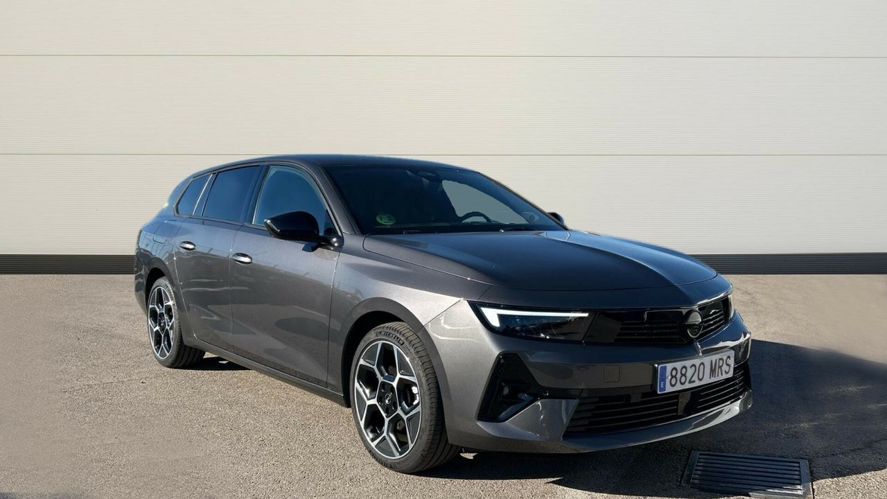 OPEL Astra (1.2T XHT 96KW GS 130 5P) en Madrid