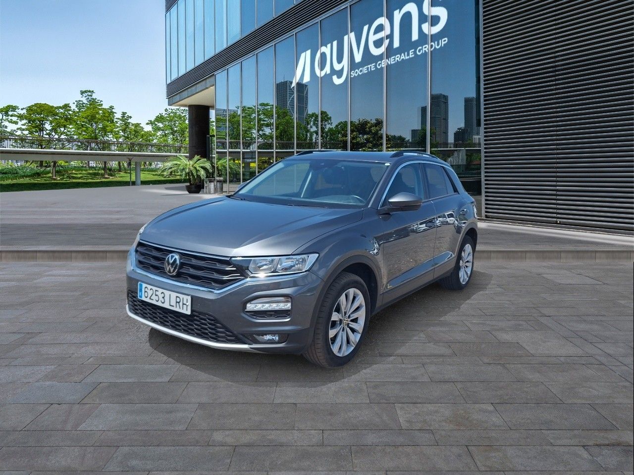 VOLKSWAGEN T-Roc (Advance 1.5 TSI 110 kW (150 CV) DSG) en Madrid