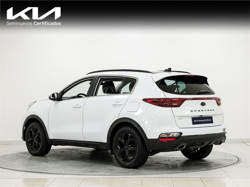 Foto del KIA Sportage 1.6 MHEV Business DCT 4x2 136