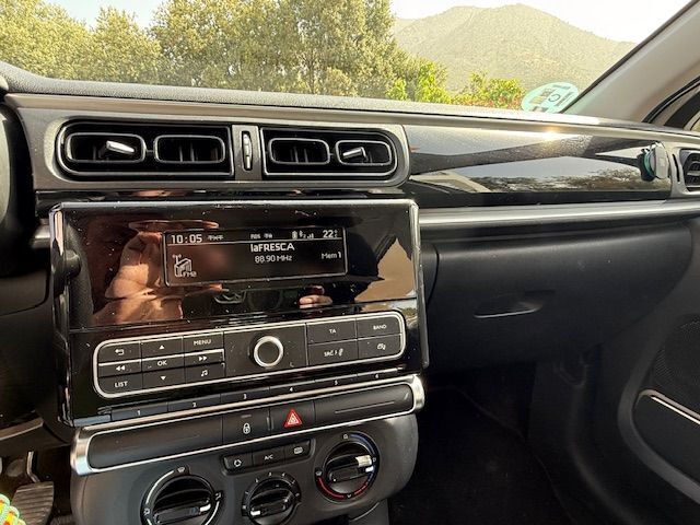 Foto del CITROEN C3 1.6BlueHDi S&S Shine 75