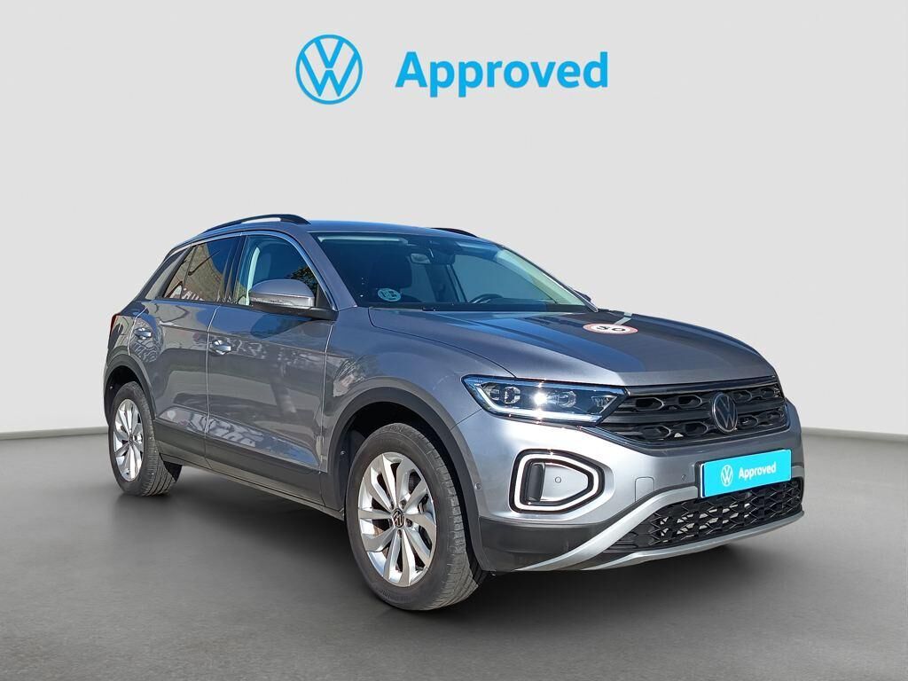 VOLKSWAGEN T-Roc (Life 1.5 TSI 110 kW (150 CV) DSG) en Barcelona