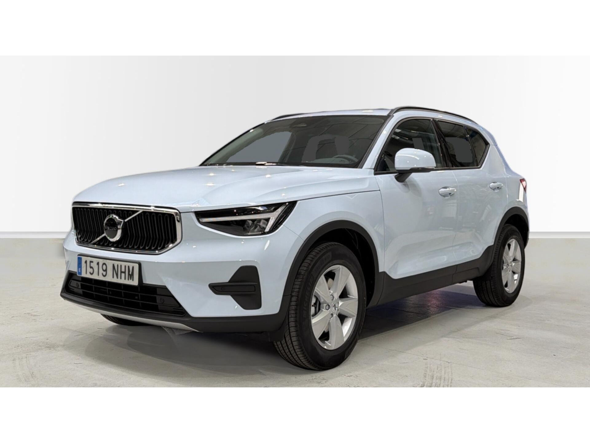 VOLVO XC40 (B3 G Essential Auto 120 kW (163 CV)) en Madrid