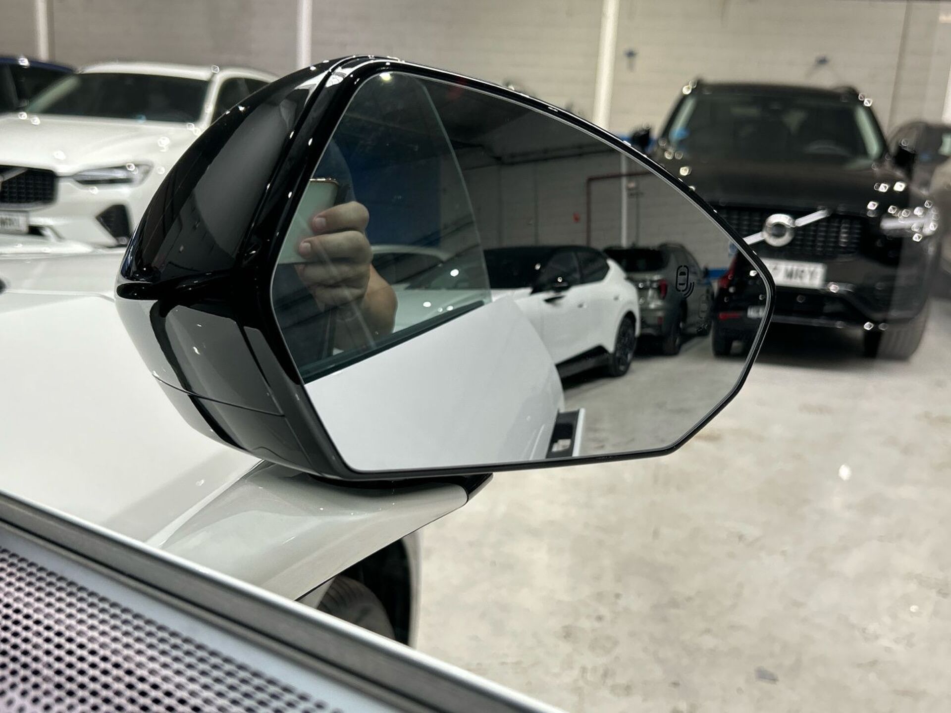 Imagen 1 de LYNK & CO 08