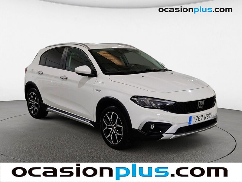 Foto del FIAT Tipo 1.5 Hybrid Cross DCT