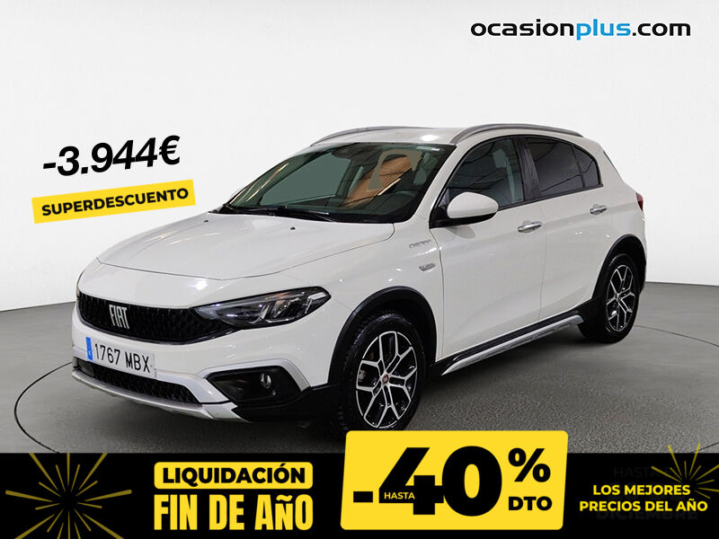 FIAT Tipo (1.5 Hybrid Cross DCT 97 kW (130 CV)) en Madrid