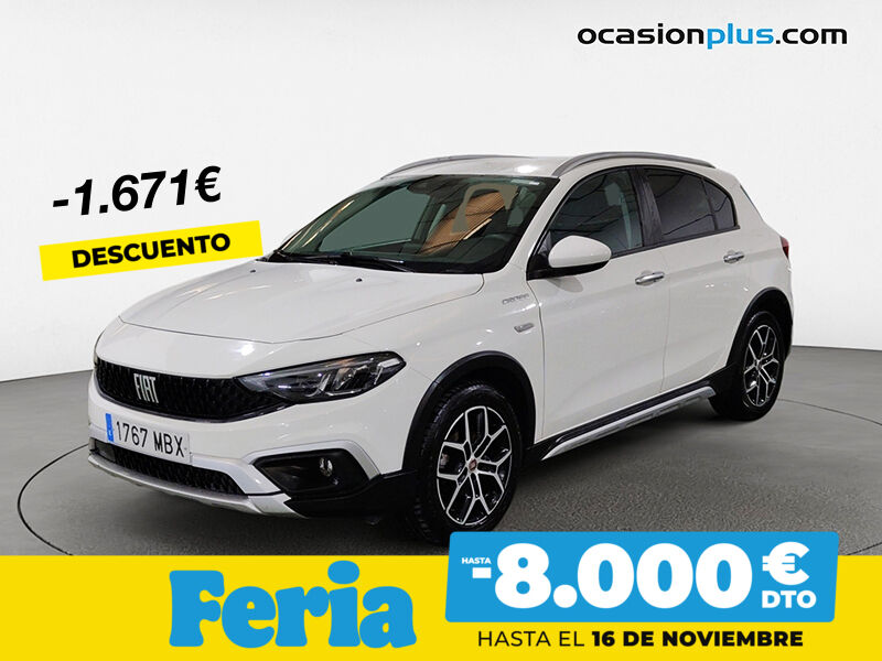 FIAT Tipo (1.5 Hybrid Cross DCT 97 kW (130 CV)) en Madrid