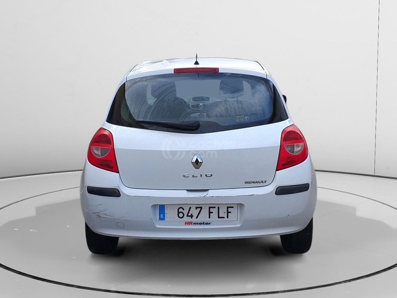 Foto del RENAULT Clio 1.2 16v Pack Authentique