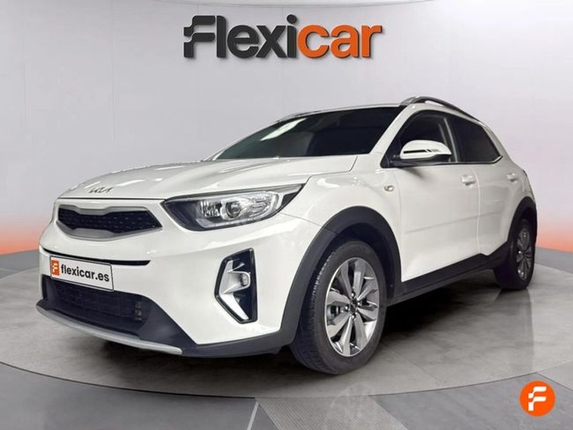 Foto del KIA Stonic 1.0 T-GDi MHEV iMT Concept Plus 100